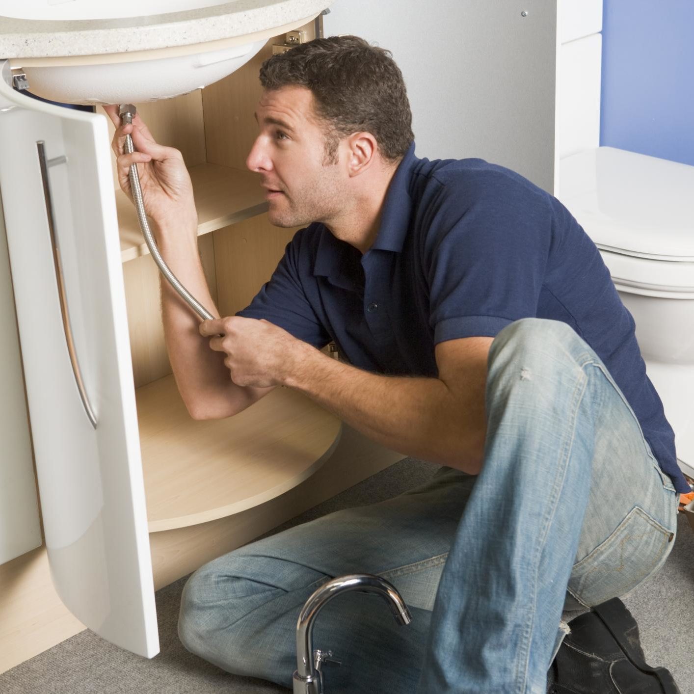 SouthEast Edmonton Plumbers - Home Page - Faucet installation